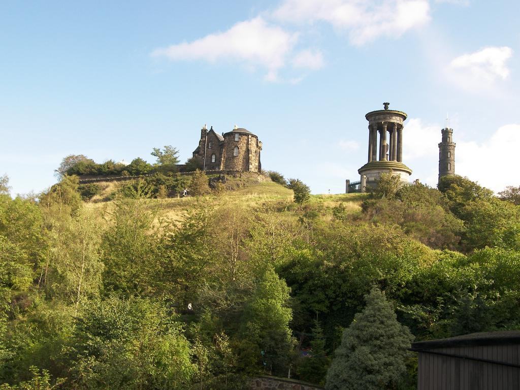 Central Calton Hill What A View Εδιμβούργο Δωμάτιο φωτογραφία